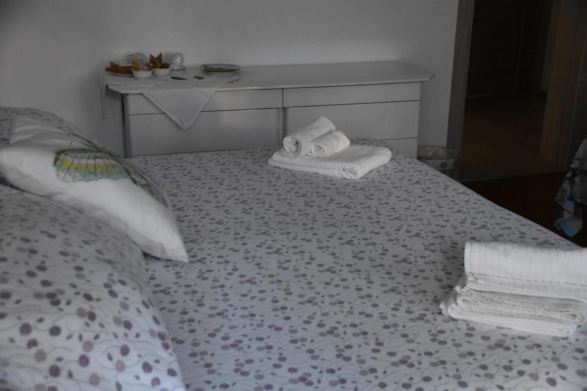 Residenza Delle Farfalle-Tripla Con Bagno Privato E Matrimoniale Con Bagno Condiviso Padova Eksteriør billede