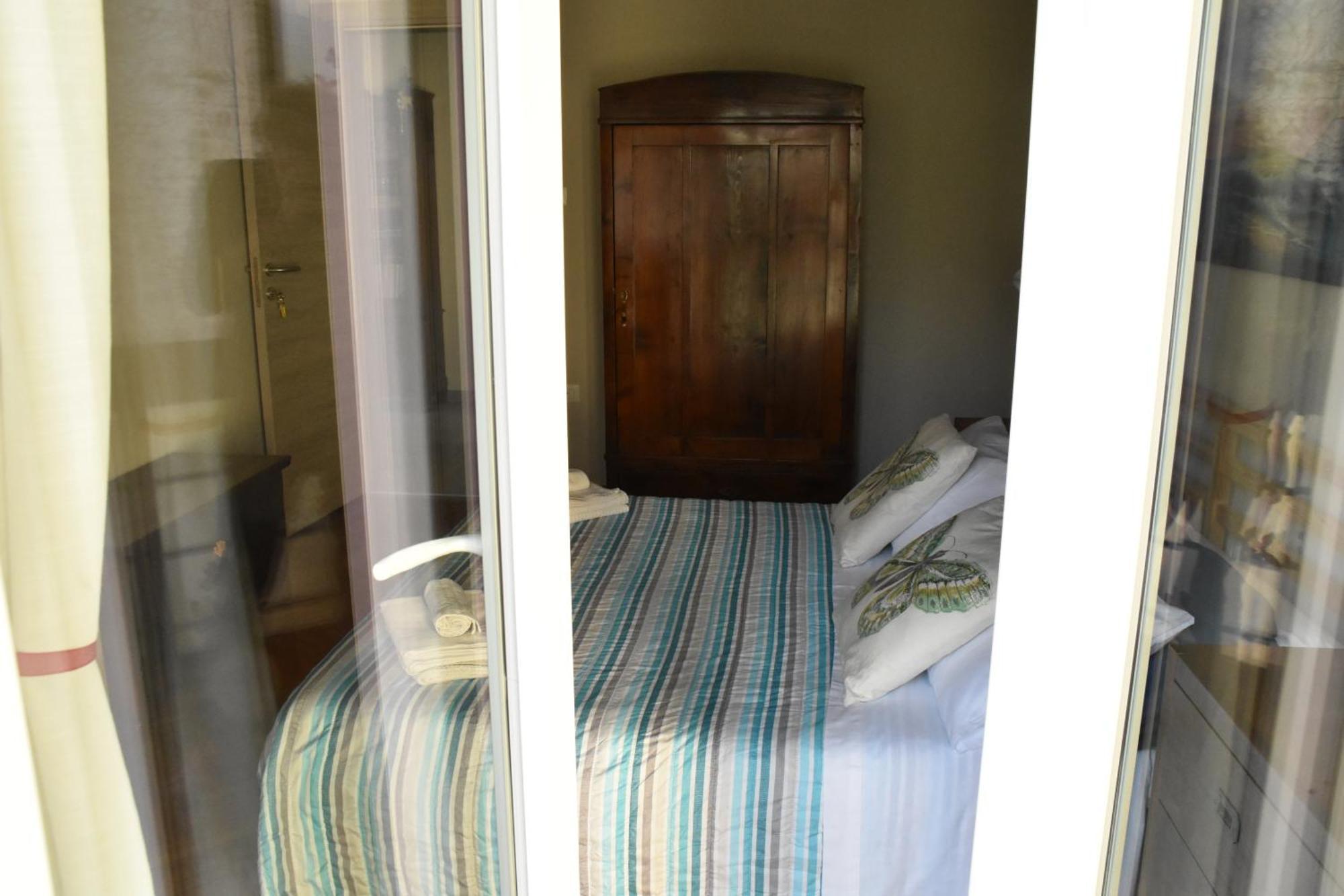 Residenza Delle Farfalle-Tripla Con Bagno Privato E Matrimoniale Con Bagno Condiviso Padova Eksteriør billede