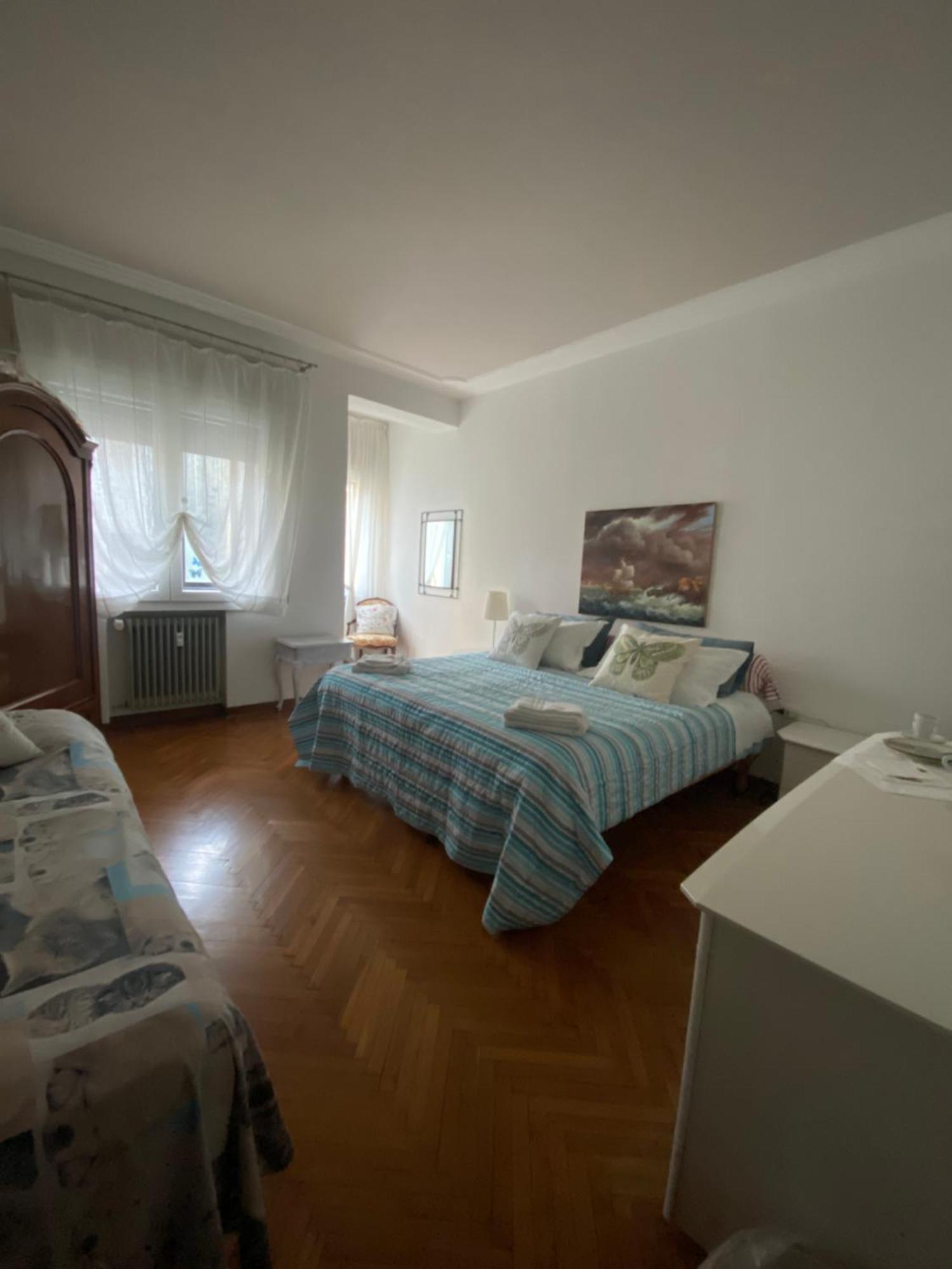 Residenza Delle Farfalle-Tripla Con Bagno Privato E Matrimoniale Con Bagno Condiviso Padova Eksteriør billede